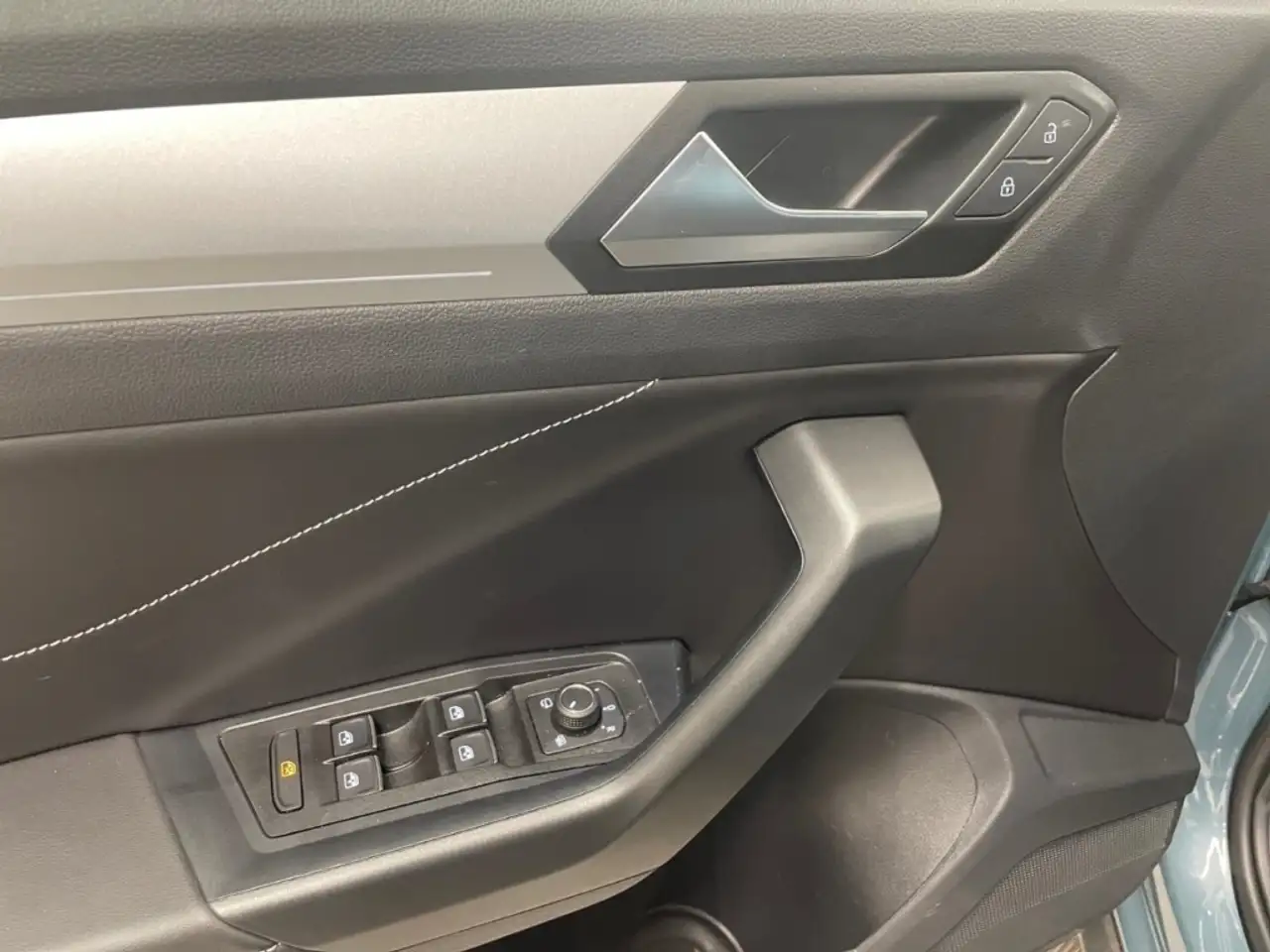 Volkswagen T-Roc Goal LED PLUS APP ACC NAVI SHZ R.CAM TRAVEL LANE 17