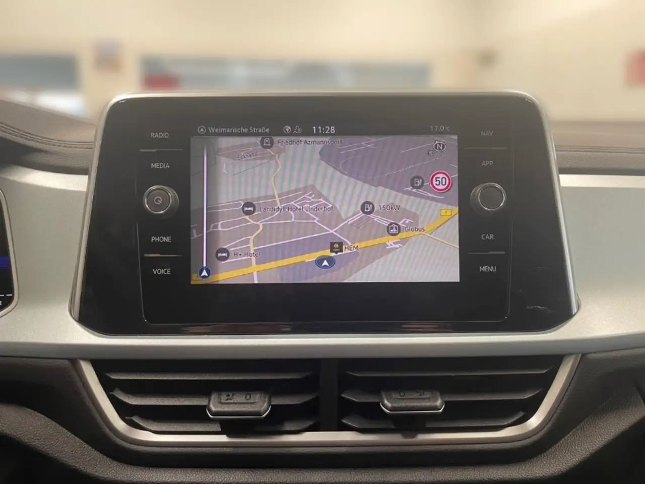 Volkswagen T-Roc Goal LED PLUS APP ACC NAVI SHZ R.CAM TRAVEL LANE 9
