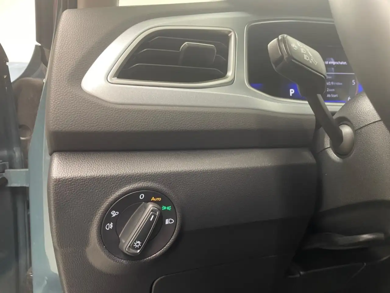 Volkswagen T-Roc Goal LED PLUS APP ACC NAVI SHZ R.CAM TRAVEL LANE 18