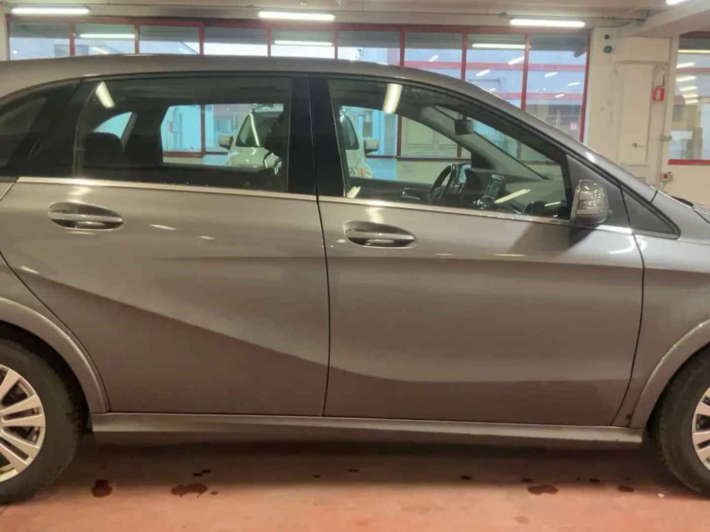 Mercedes-Benz B 200 Classe B - benz/ metano e6 Executive Gris - 2