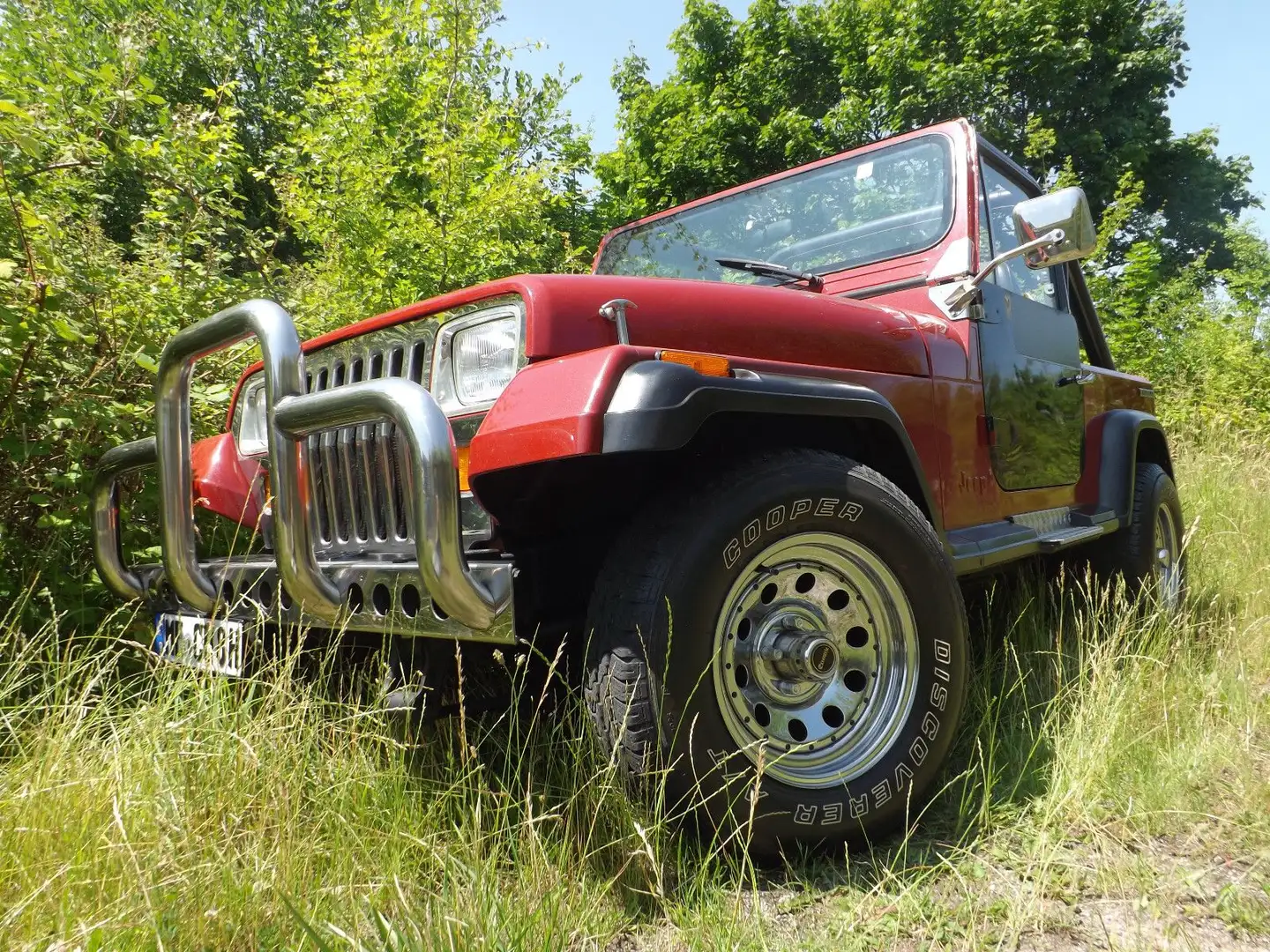 Jeep Wrangler YJ - Luxus für's Gelände! Rot - 1