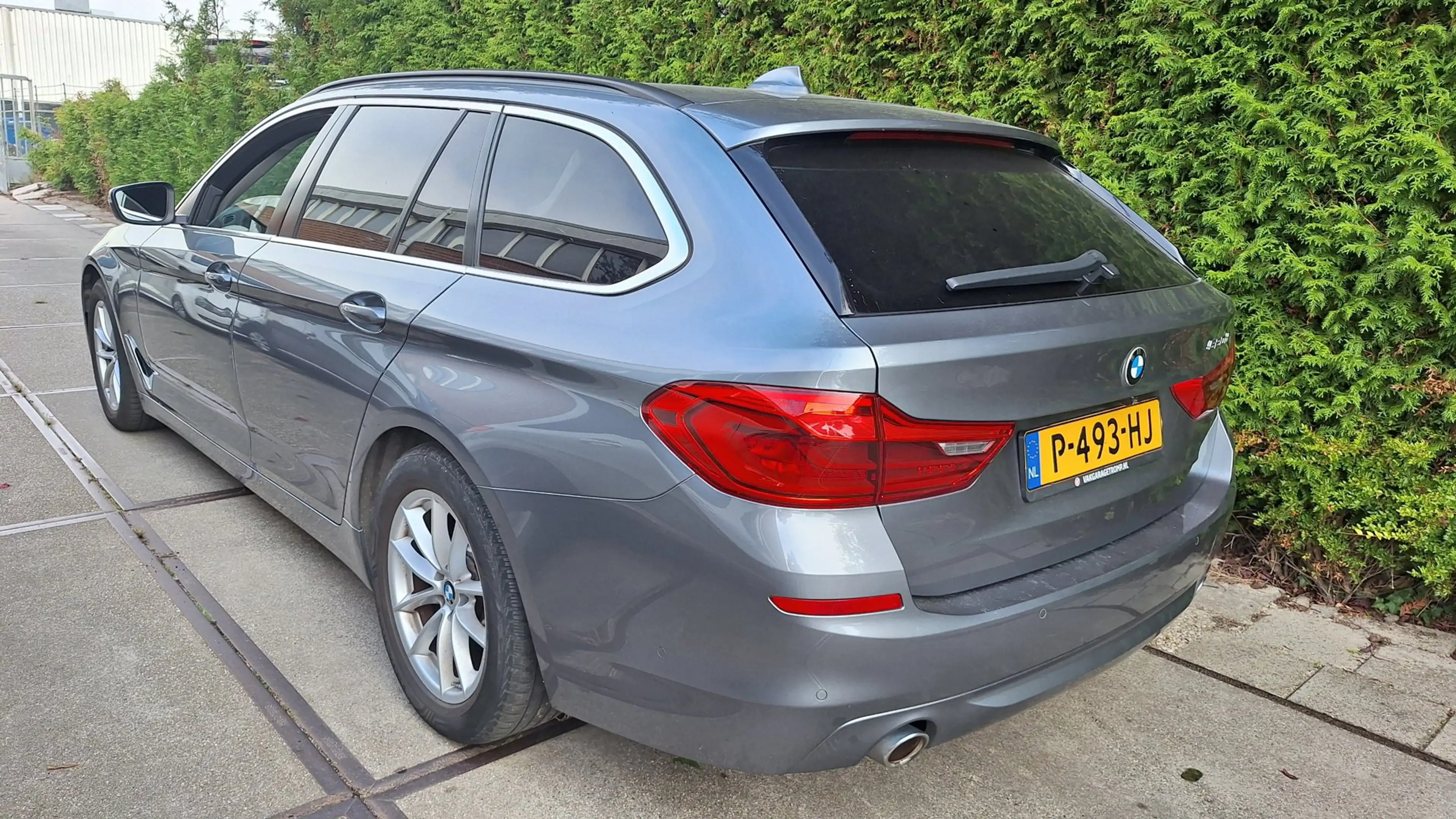 BMW 520 5-serie Touring 520d High Executive — photo 2