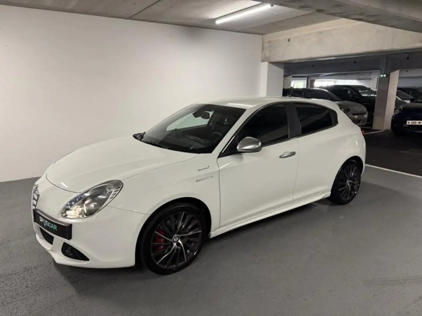 Alfa Romeo Giulietta 1.4 MultiAir Exclusive Stop\u0026Start Blanc - 1