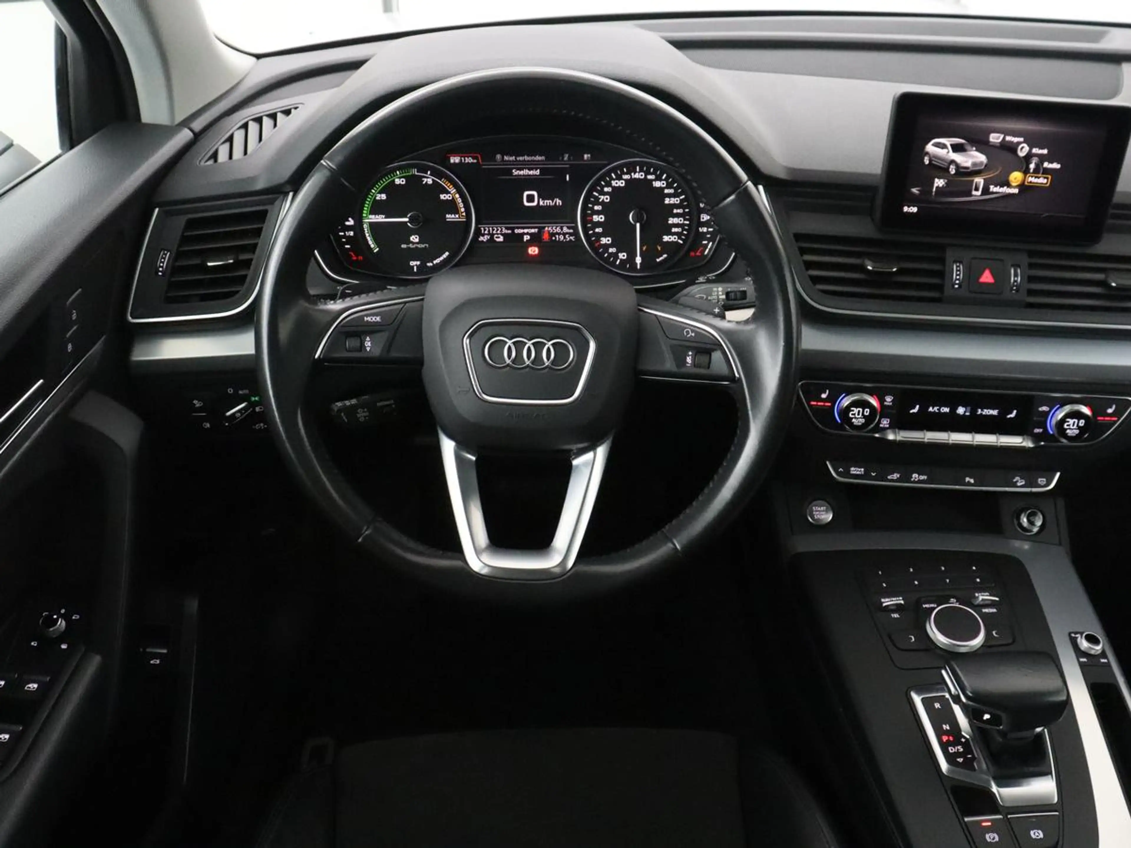 Audi Q5 50 TFSI e quattro S edition | SOH 85,5% | Panorama — photo 4