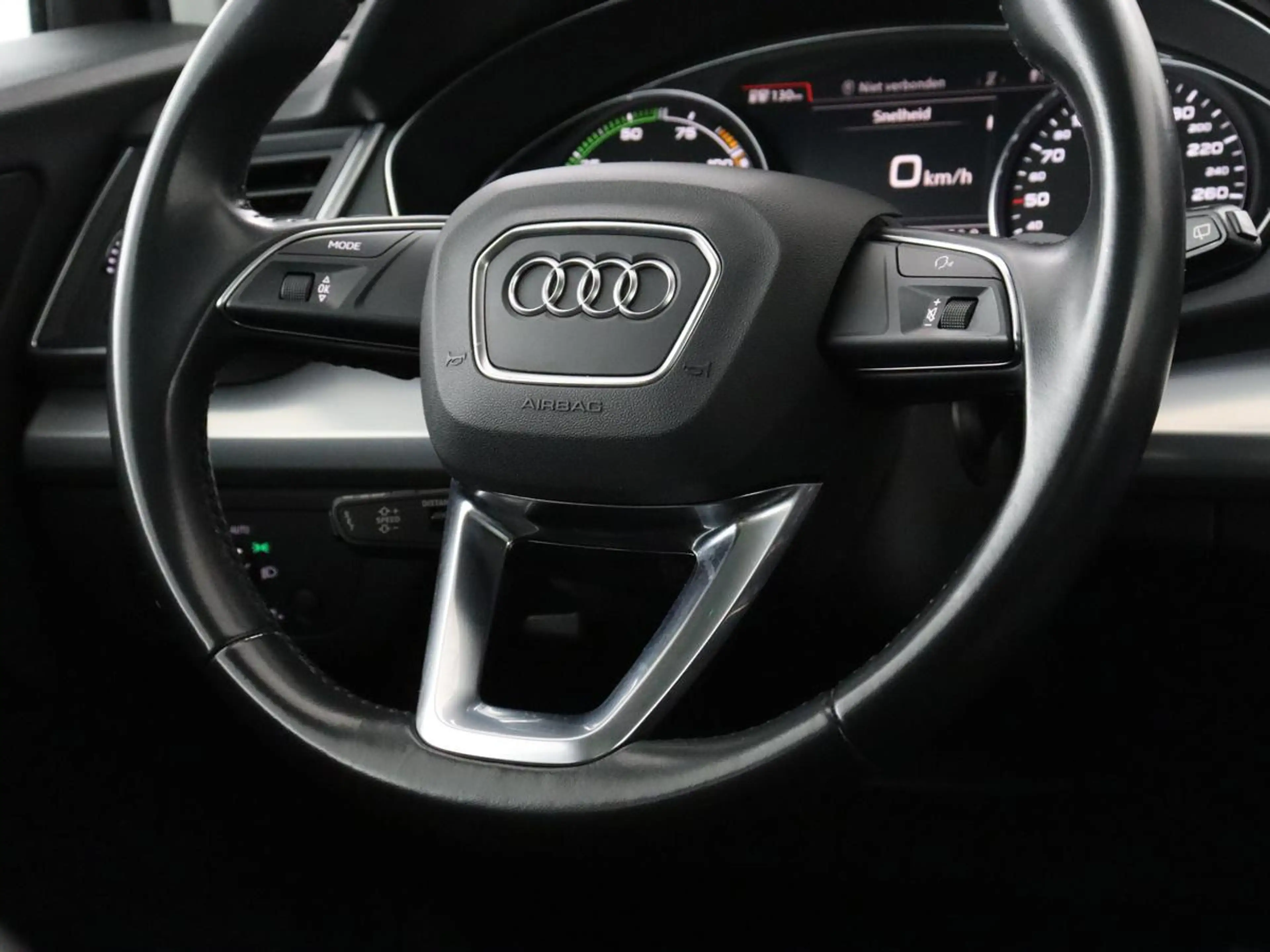 Audi Q5 50 TFSI e quattro S edition | SOH 85,5% | Panorama — photo 17