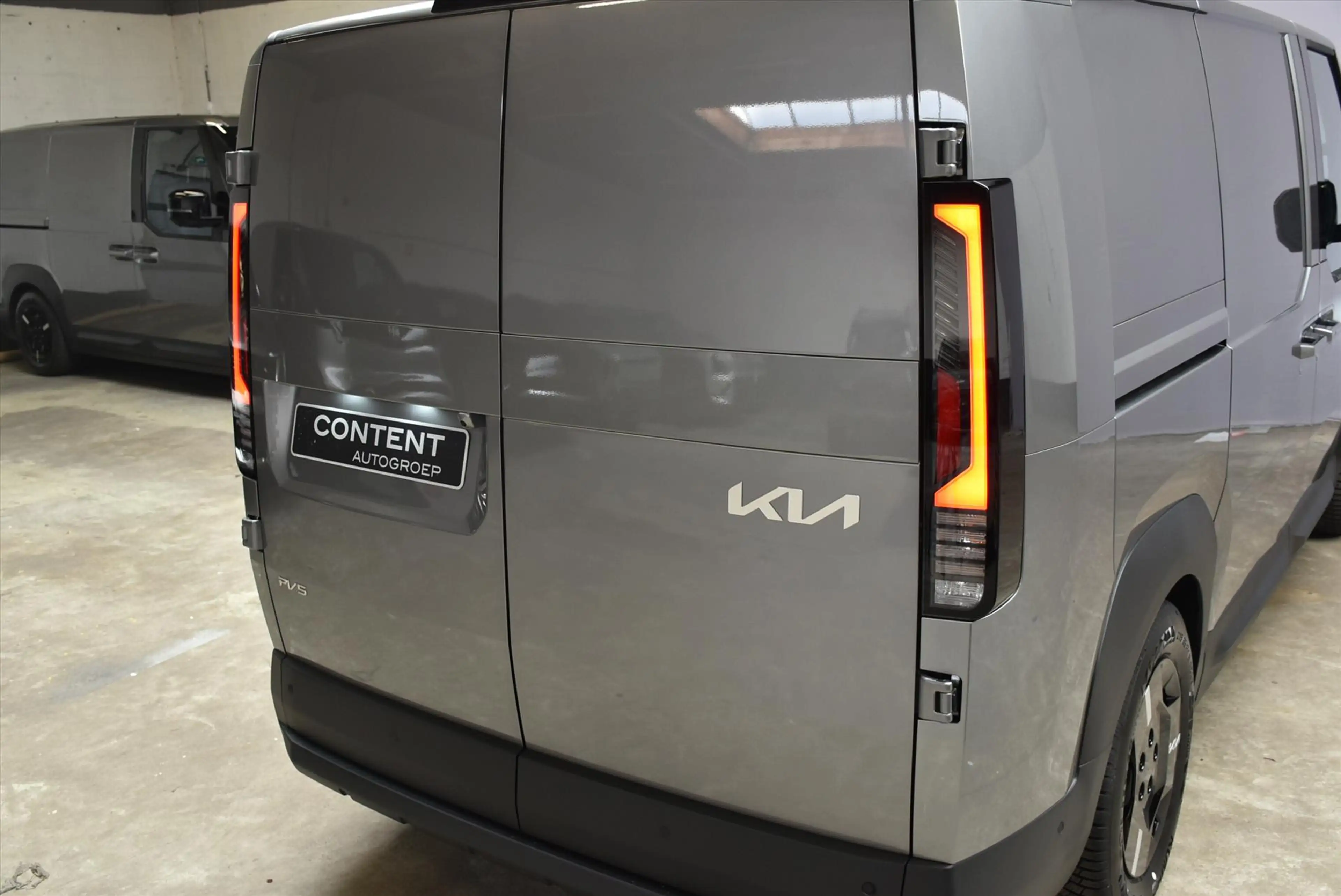 Kia PV5 Cargo 71,2 kWh 163pk L2H1 ELITE NIEUW — photo 10