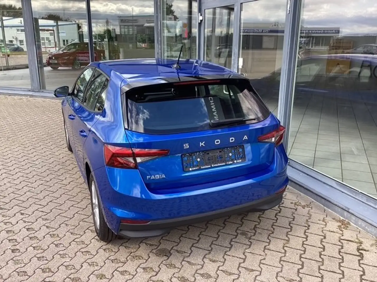 Skoda Fabia Fabia IV 1.0 MPI 130 Jahre Blau - 2