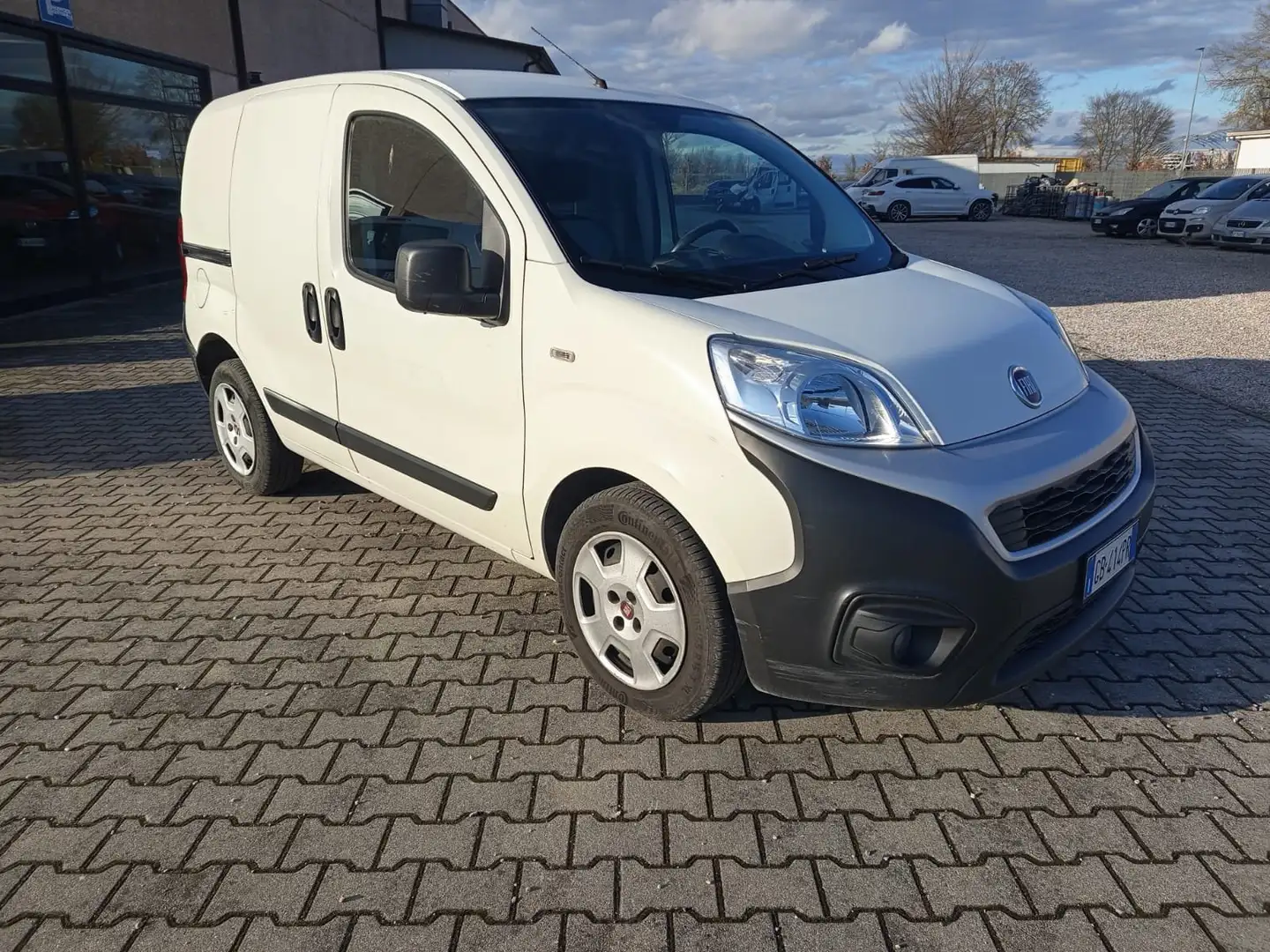Fiat fiorino1.3 mtj16v Easy 95cv N1 prezzo +iva Weiß - 2