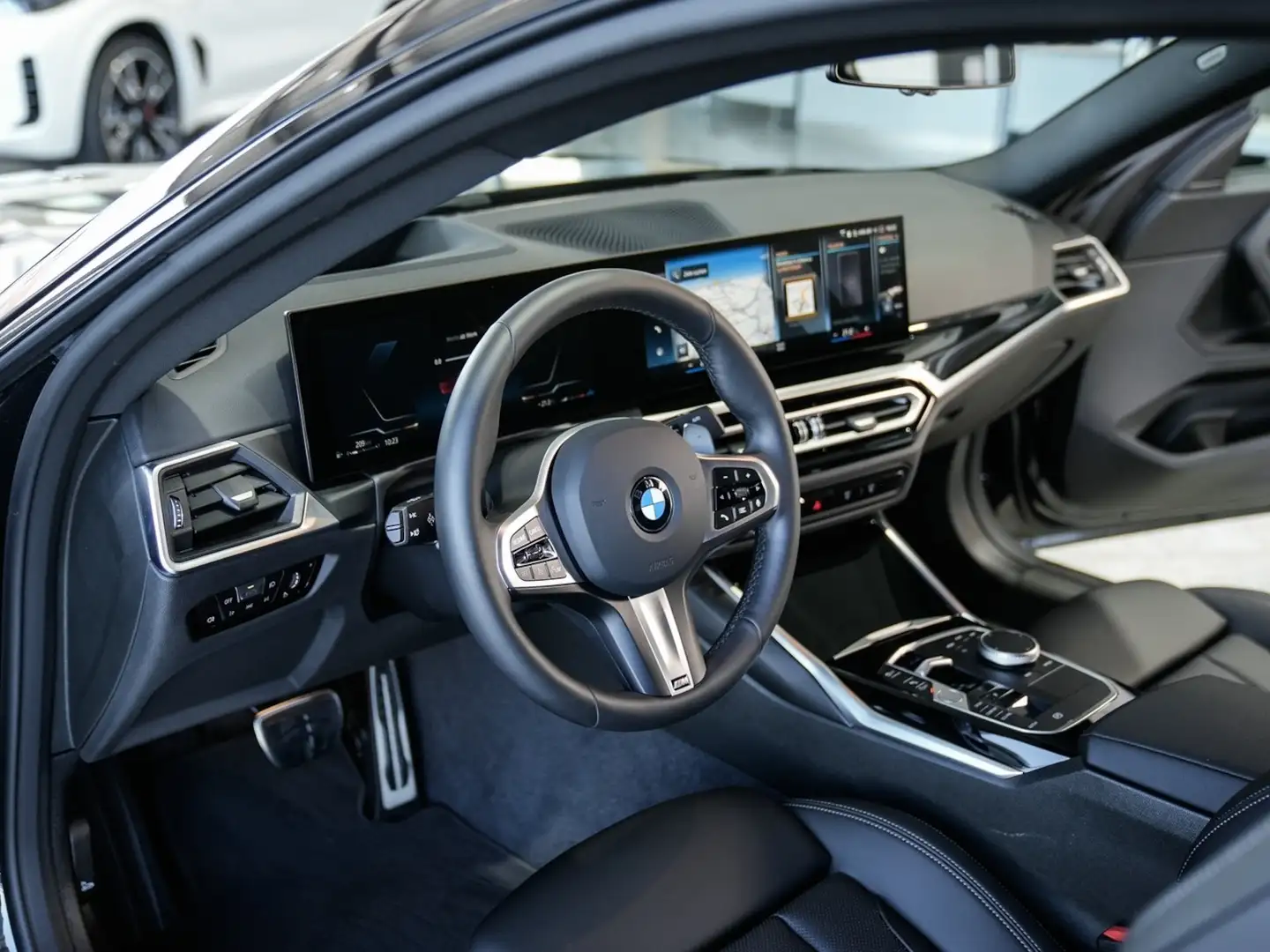 BMW 220 220i Coupe M Sport Komfortzug. Kamera Head-Up Schwarz - 2
