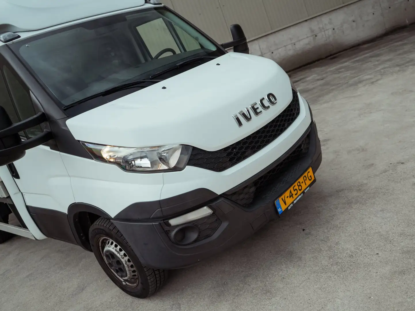 Iveco Daily 33S11 2.3 D 106PK Huifopbouw | Neerklapbare Zijsch Weiß - 2