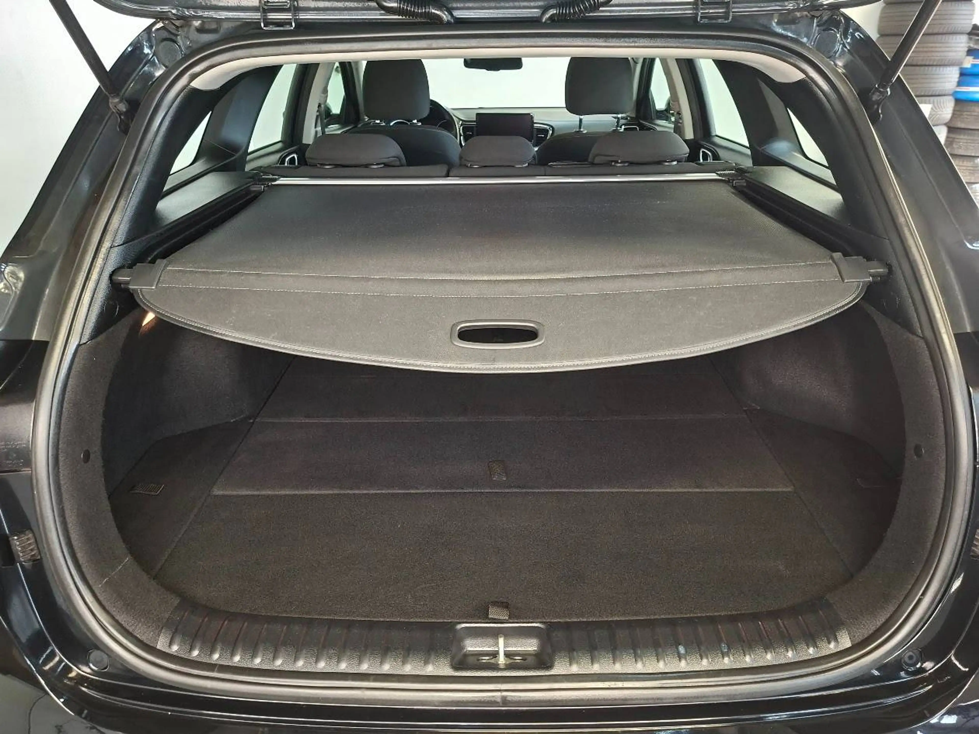 Kia Ceed SW / cee'd SW 1.6 CRDi Mild Hybrid Vision — photo 12