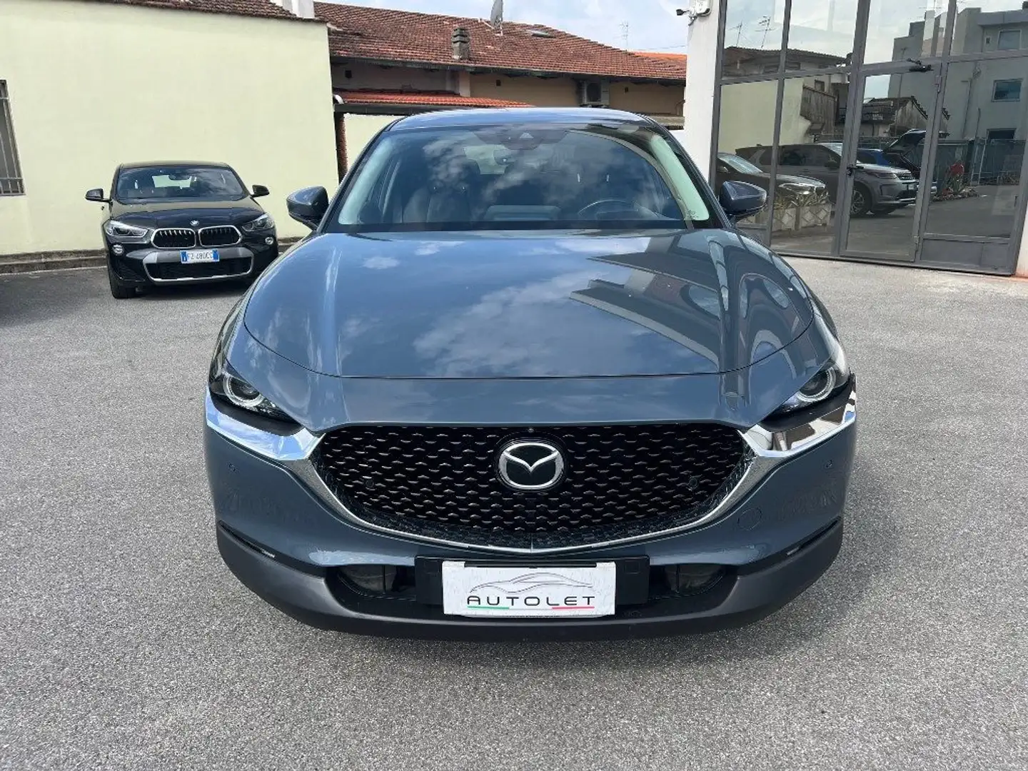 Mazda CX-30 2.0L Skyactiv-G M Hybrid 2WD Exclusive Gris - 2