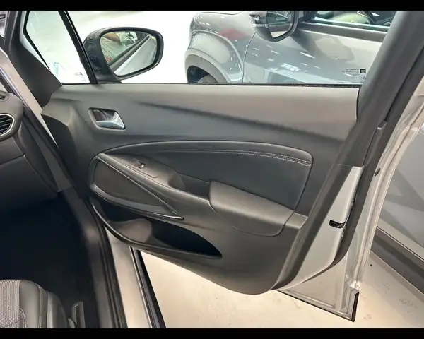 Opel Crossland view 19
