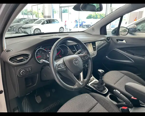 Opel Crossland view 6