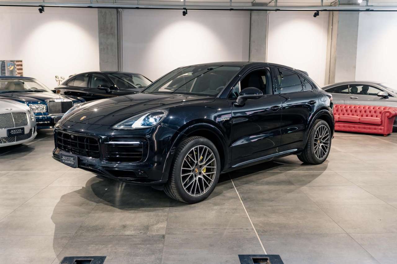 Porsche Cayenne Coupé 3.0 V6 E-Hybrid*SCARICHI*KIT ESTETIC TURBO*