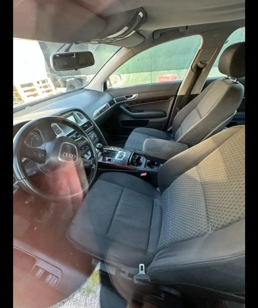 Audi A6 Avant 2.5 tdi 140cv auto - 2