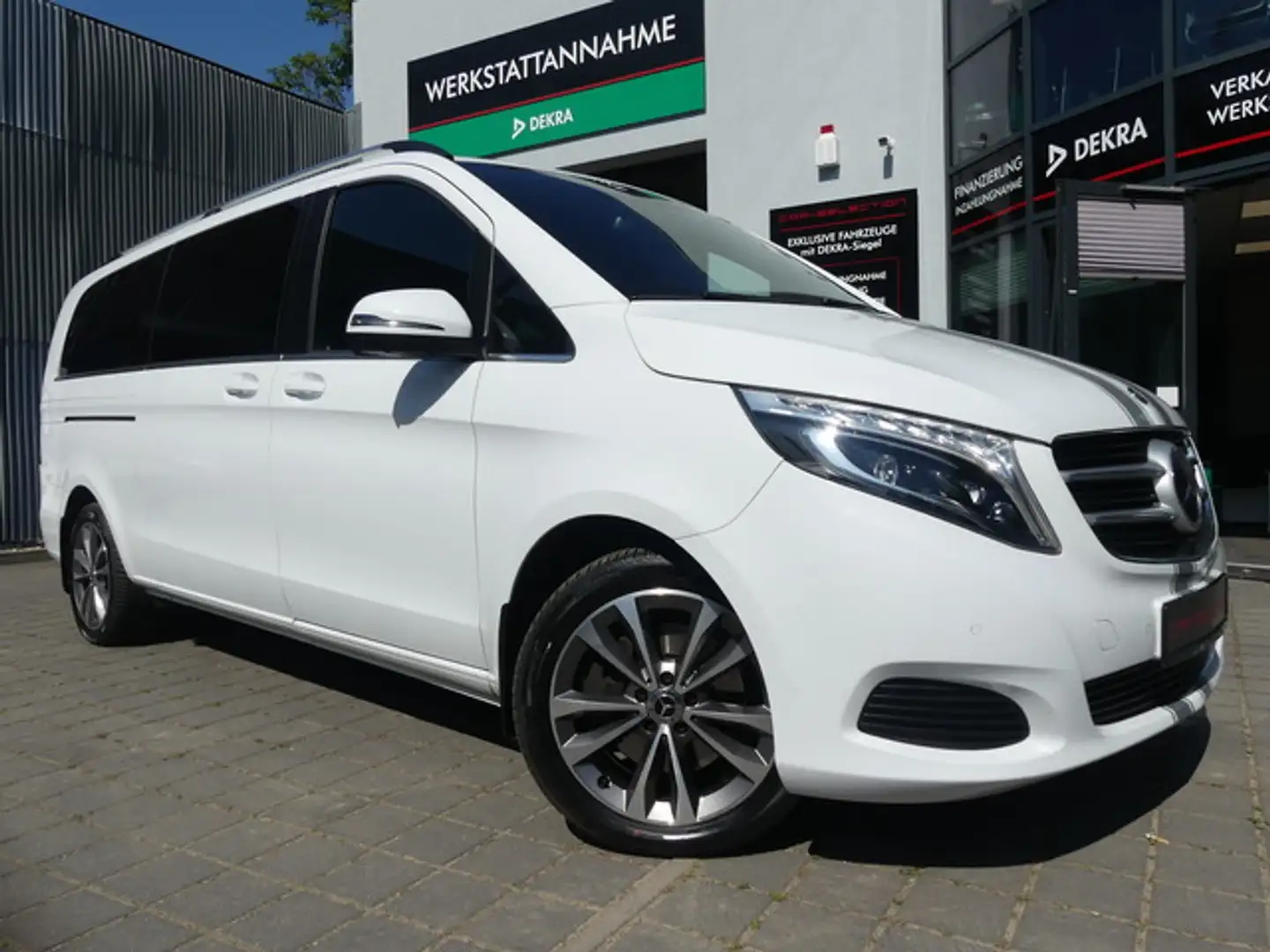 Mercedes-Benz V 250 d Avantgarde Edt ExtraLang ACC/LED/E-TÜR/360° Wit - 1