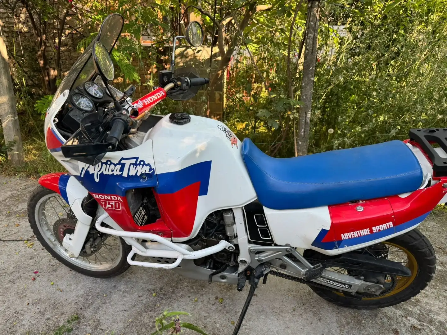 Honda XRV 750 Africa Twin Rot - 1