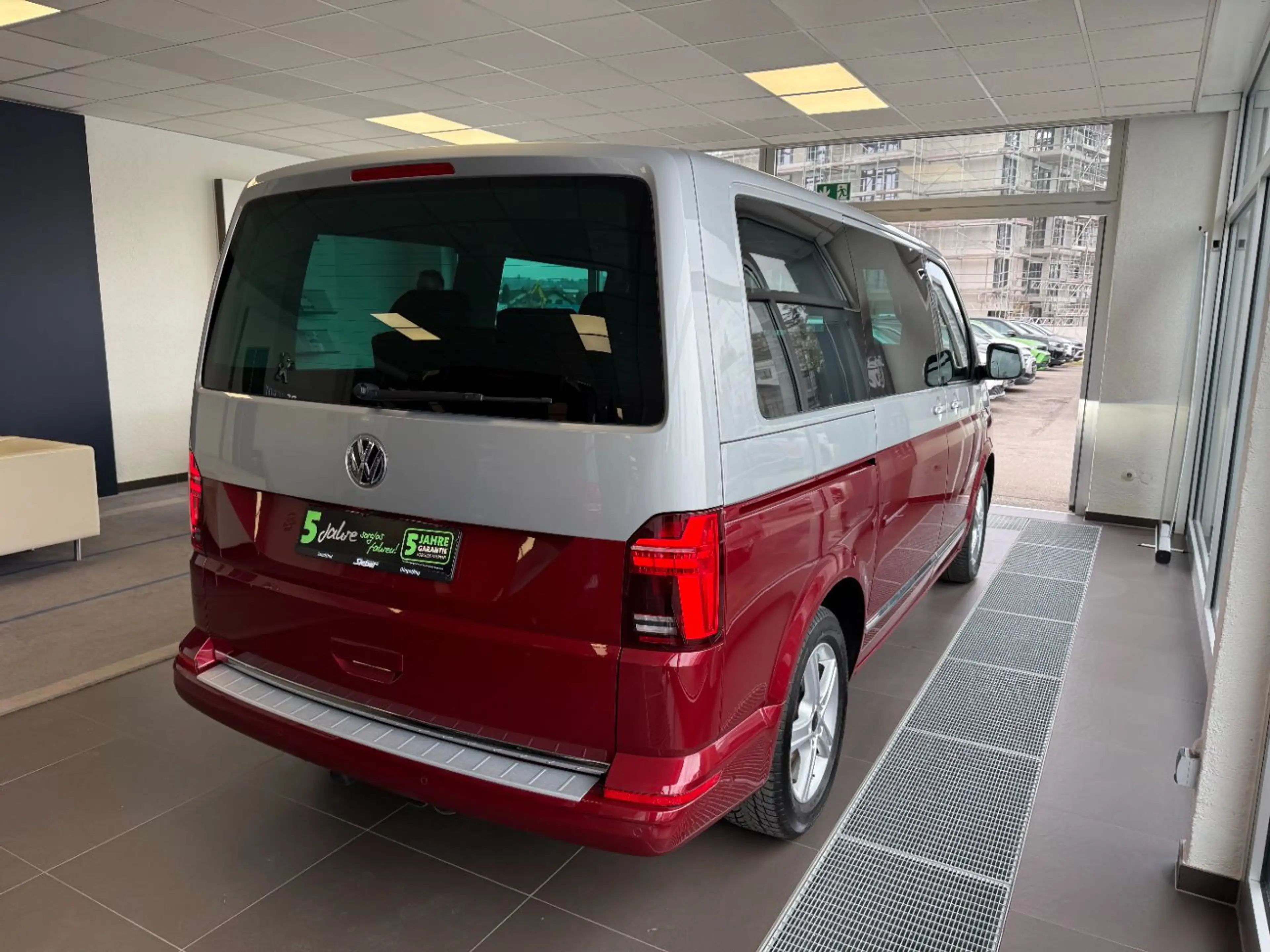 Volkswagen T6.1 Multivan 2.0 TDI FWD Generation Six DAB*CarP — photo 7
