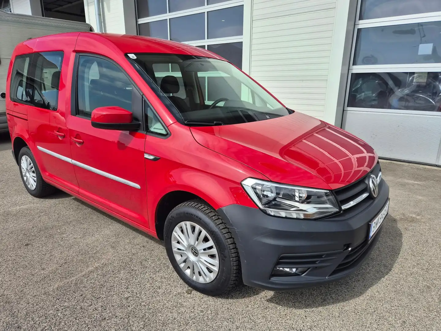 Volkswagen Caddy Trendline BMT Rot - 1