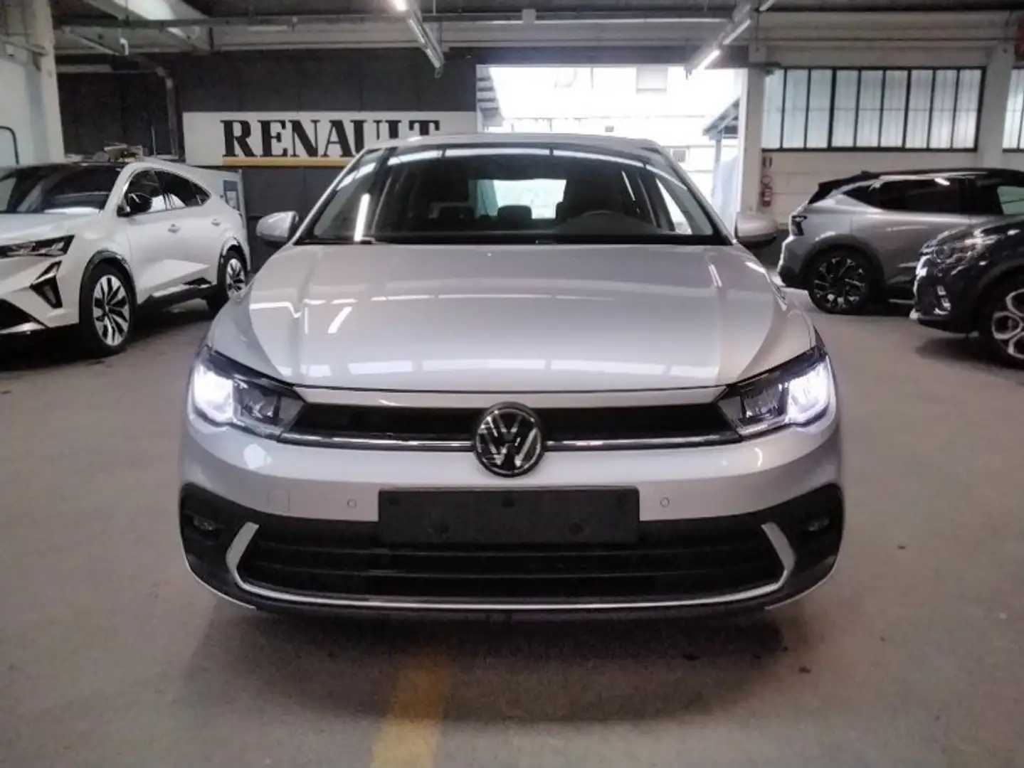 Volkswagen Polo 1.0 tsi Life 95cv Argento - 1