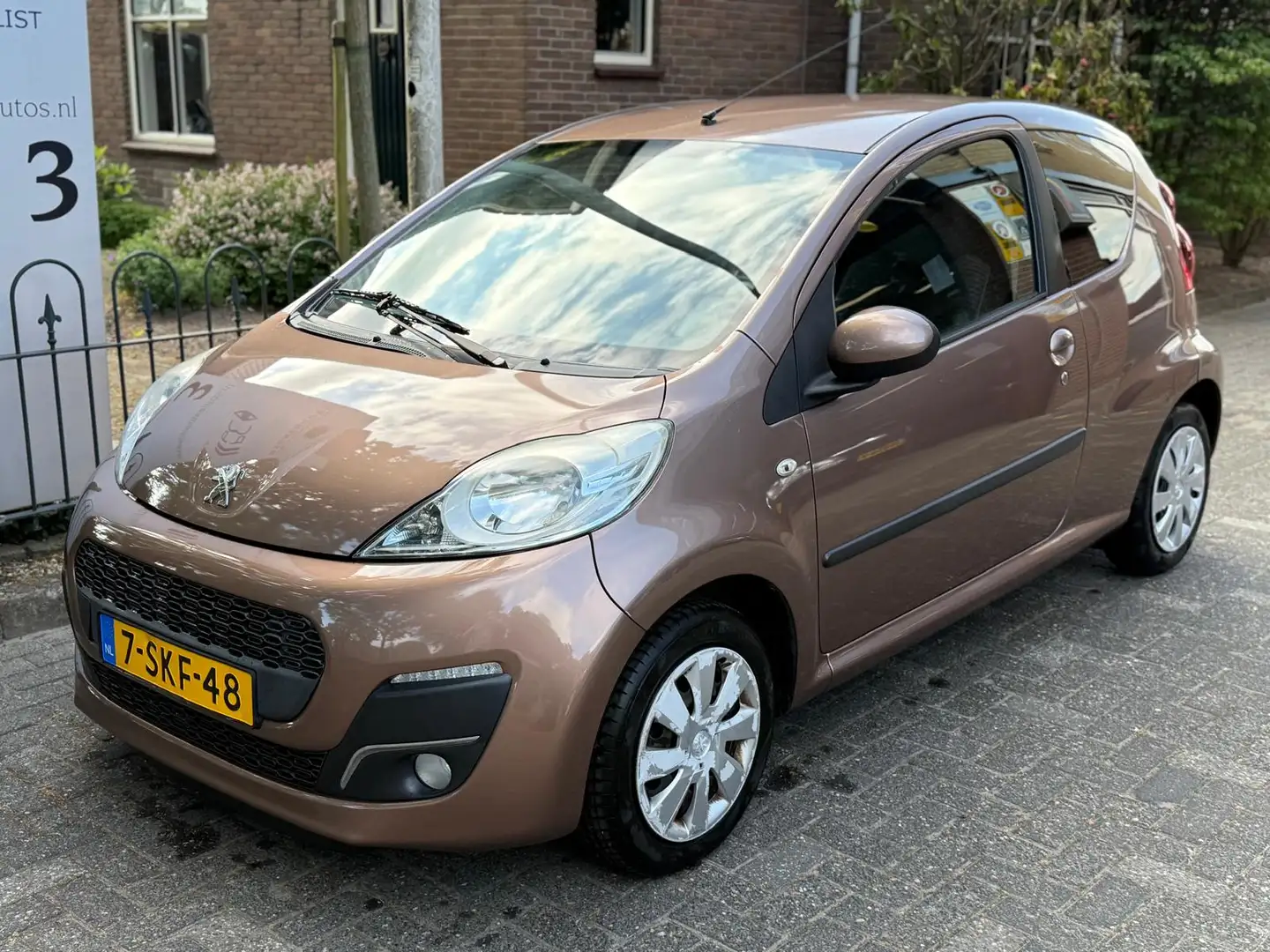 Peugeot 107 1.0 Active 3-Deurs/Airco Grijs - 2