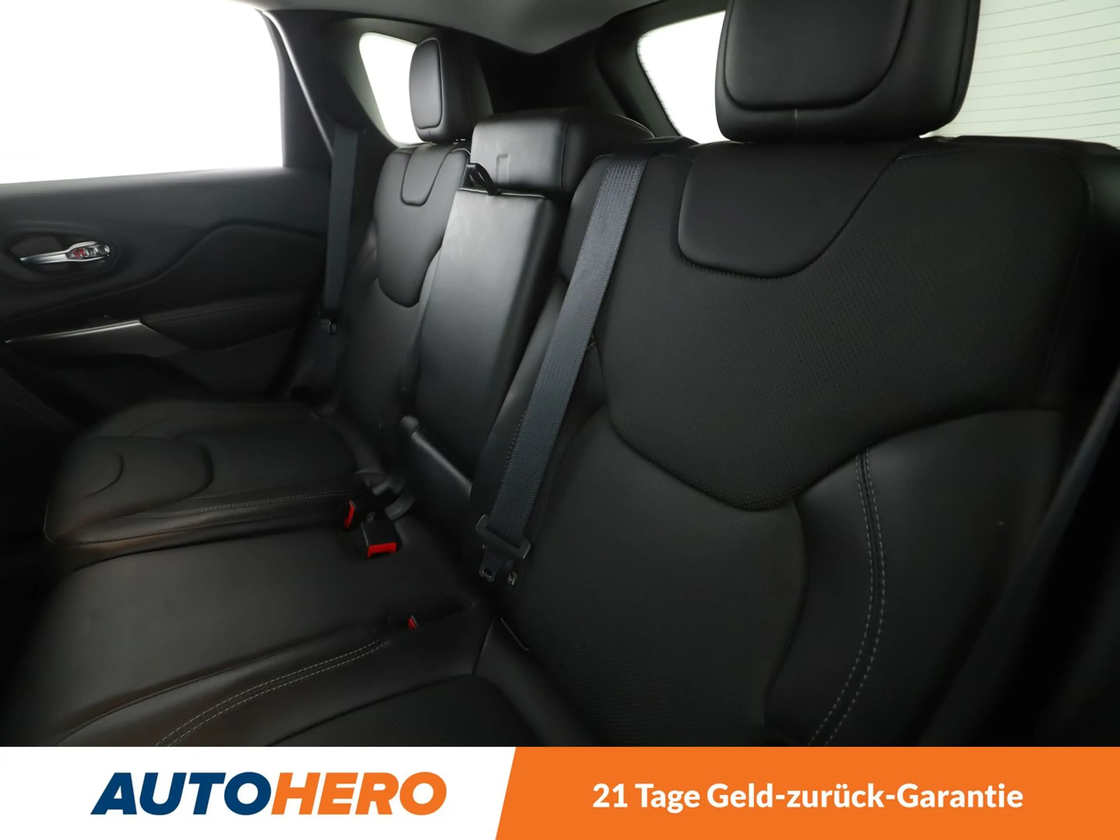 Jeep Cherokee 2.0 TGDI Limited 4WD Aut.*XENON*ACC*CAM*PDC*SHZ* — photo 14
