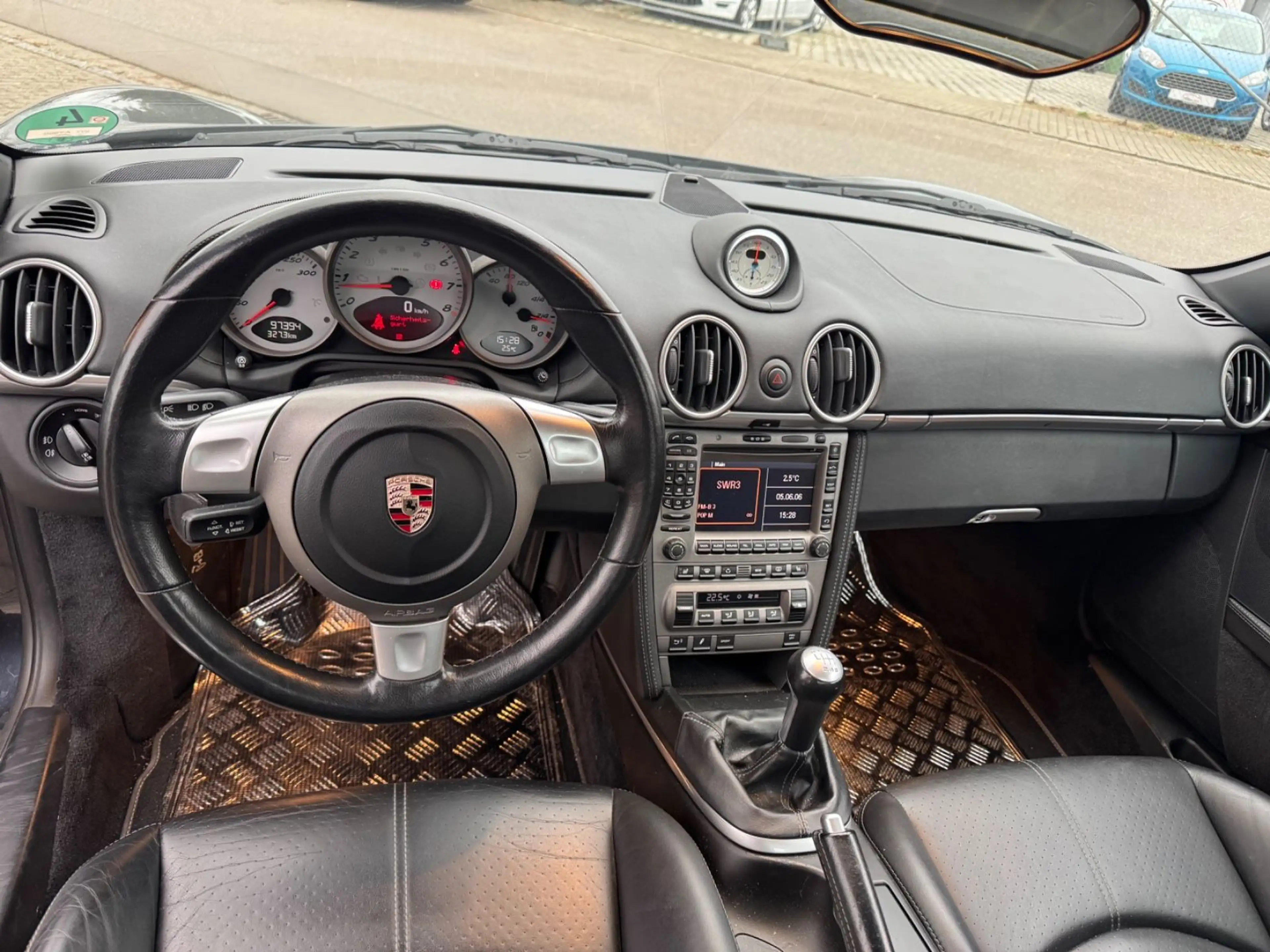 Porsche Cayman S — photo 13