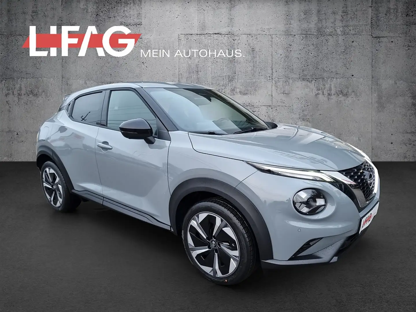 Nissan Juke 1,0 DIG-T N-Connecta+ *ab € 23.990,-* Grau - 1