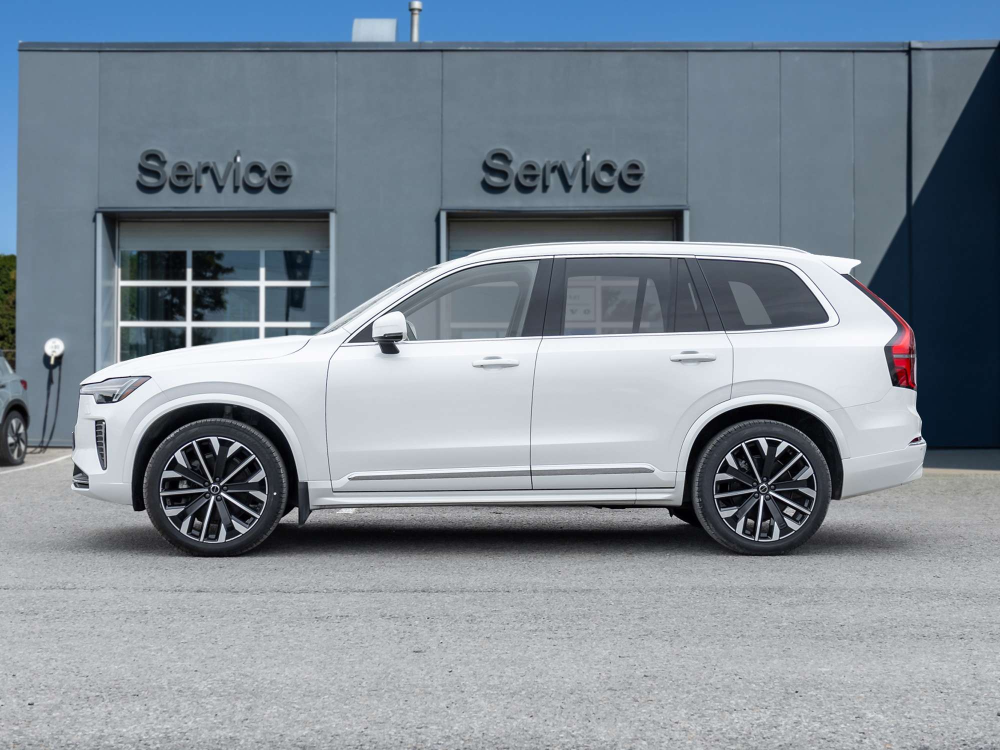 2026 Volvo XC90 B6 AWD 7-Seater|ULTRA LOW MILEAGE |ALMOST NEW CPO alt 4
