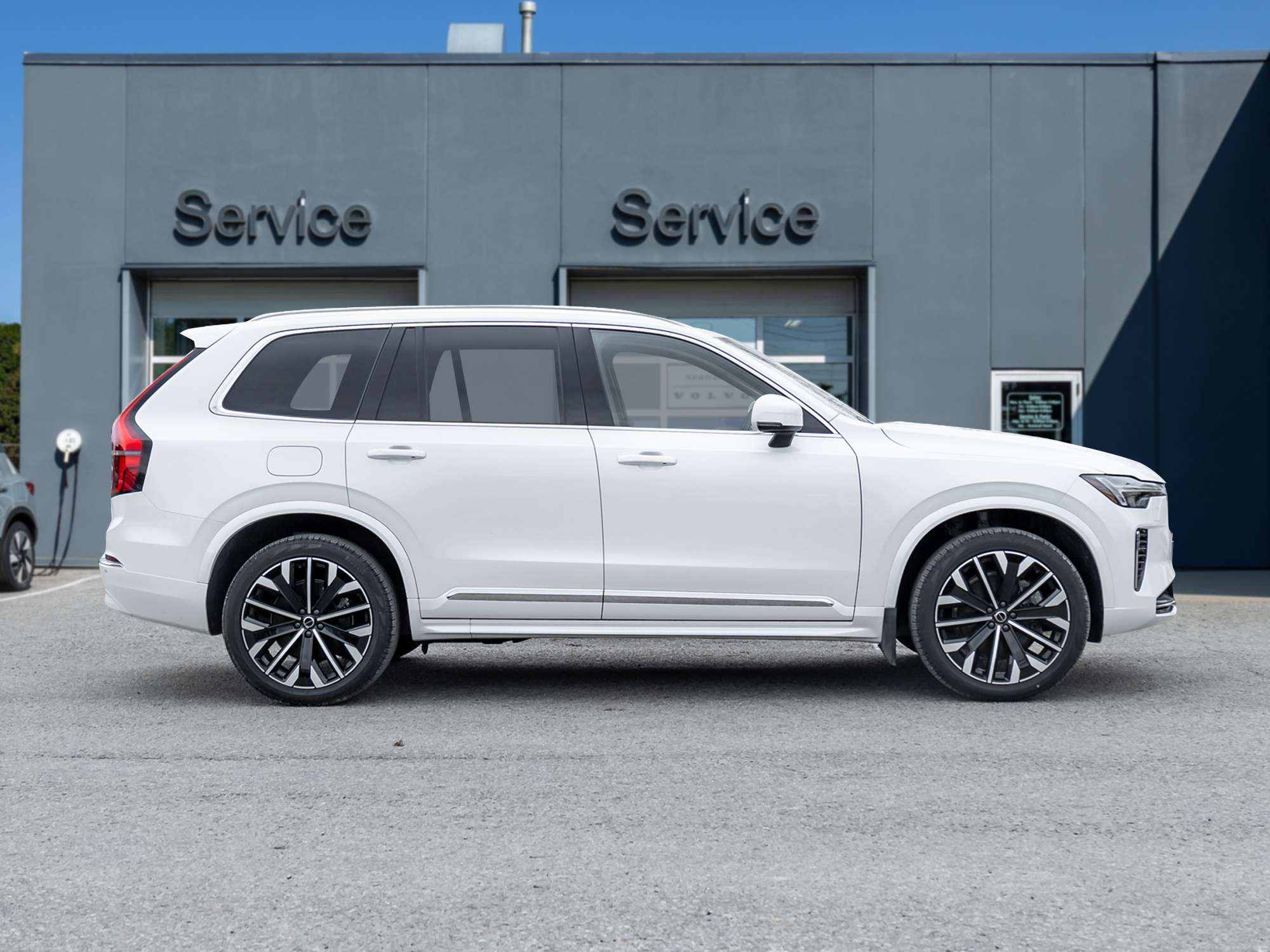 2026 Volvo XC90 B6 AWD 7-Seater|ULTRA LOW MILEAGE |ALMOST NEW CPO thumb 6