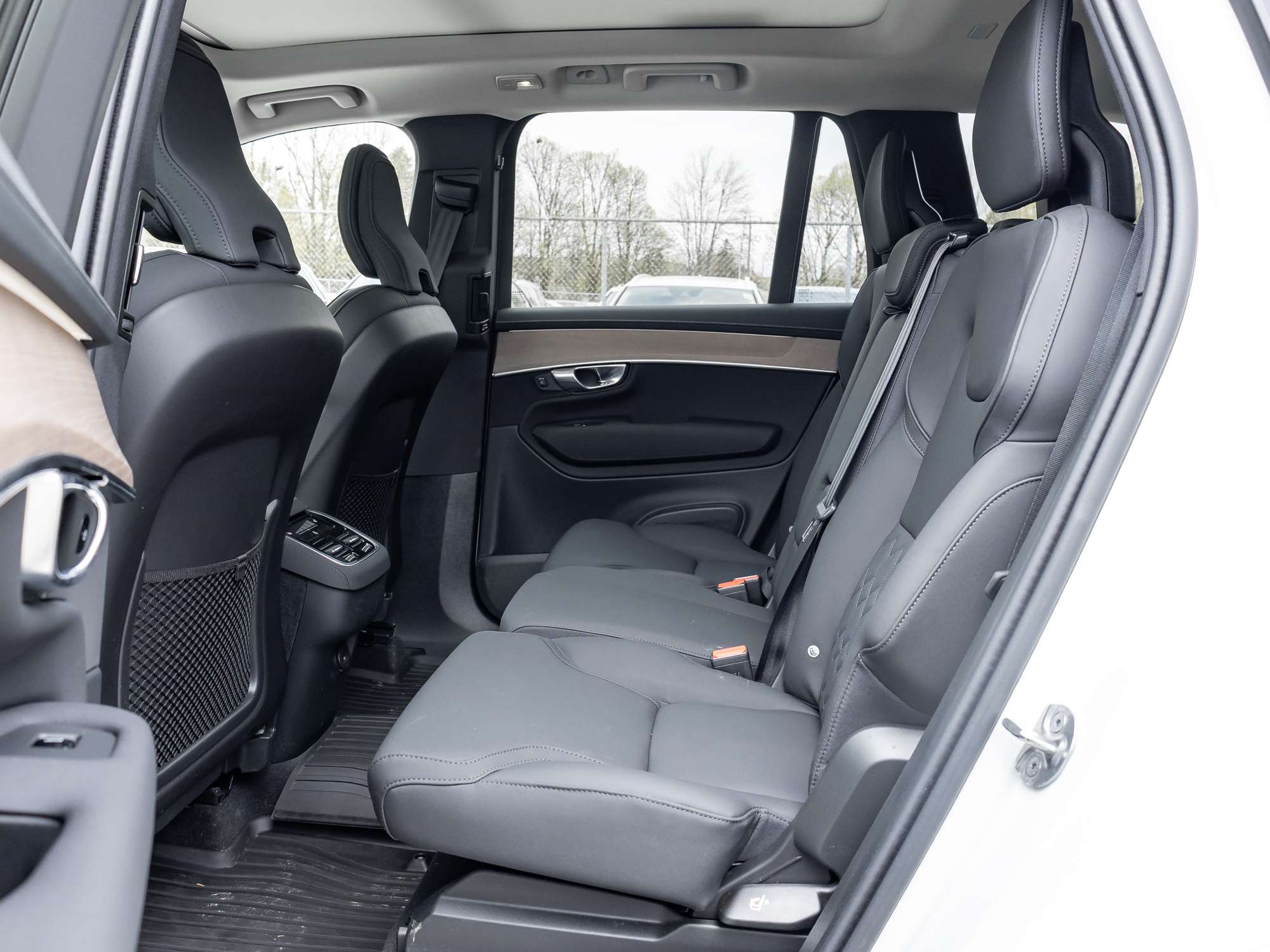 2026 Volvo XC90 B6 AWD 7-Seater|ULTRA LOW MILEAGE |ALMOST NEW CPO thumb 25