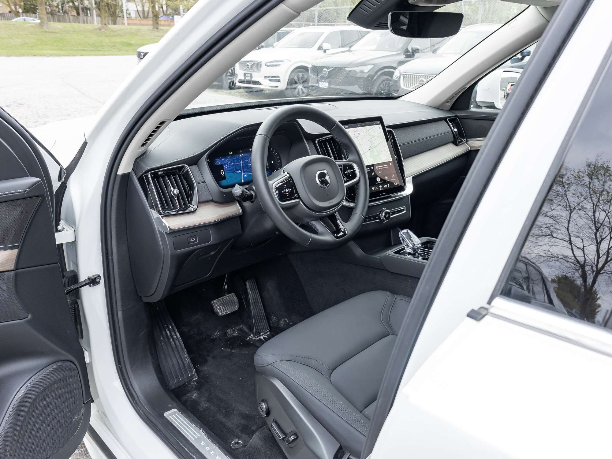 2026 Volvo XC90 B6 AWD 7-Seater|ULTRA LOW MILEAGE |ALMOST NEW CPO thumb 8
