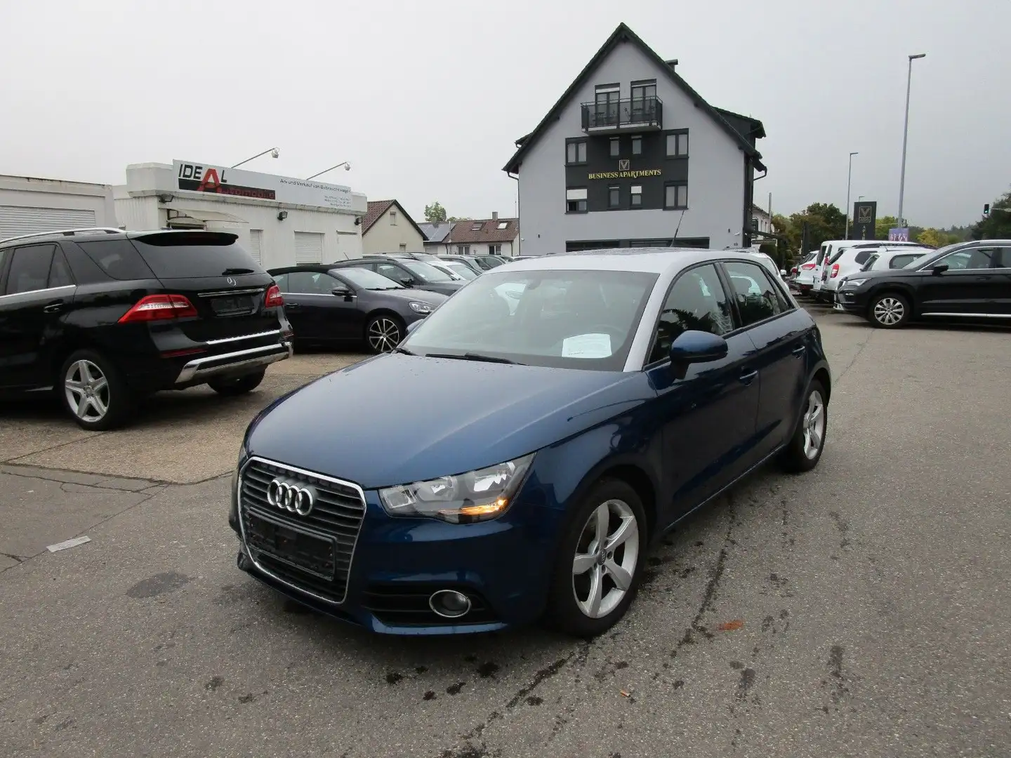 Audi A1 1.6 TDI Sportback ambition*KLIMAAUT.*PDC*ALU* Blau - 2