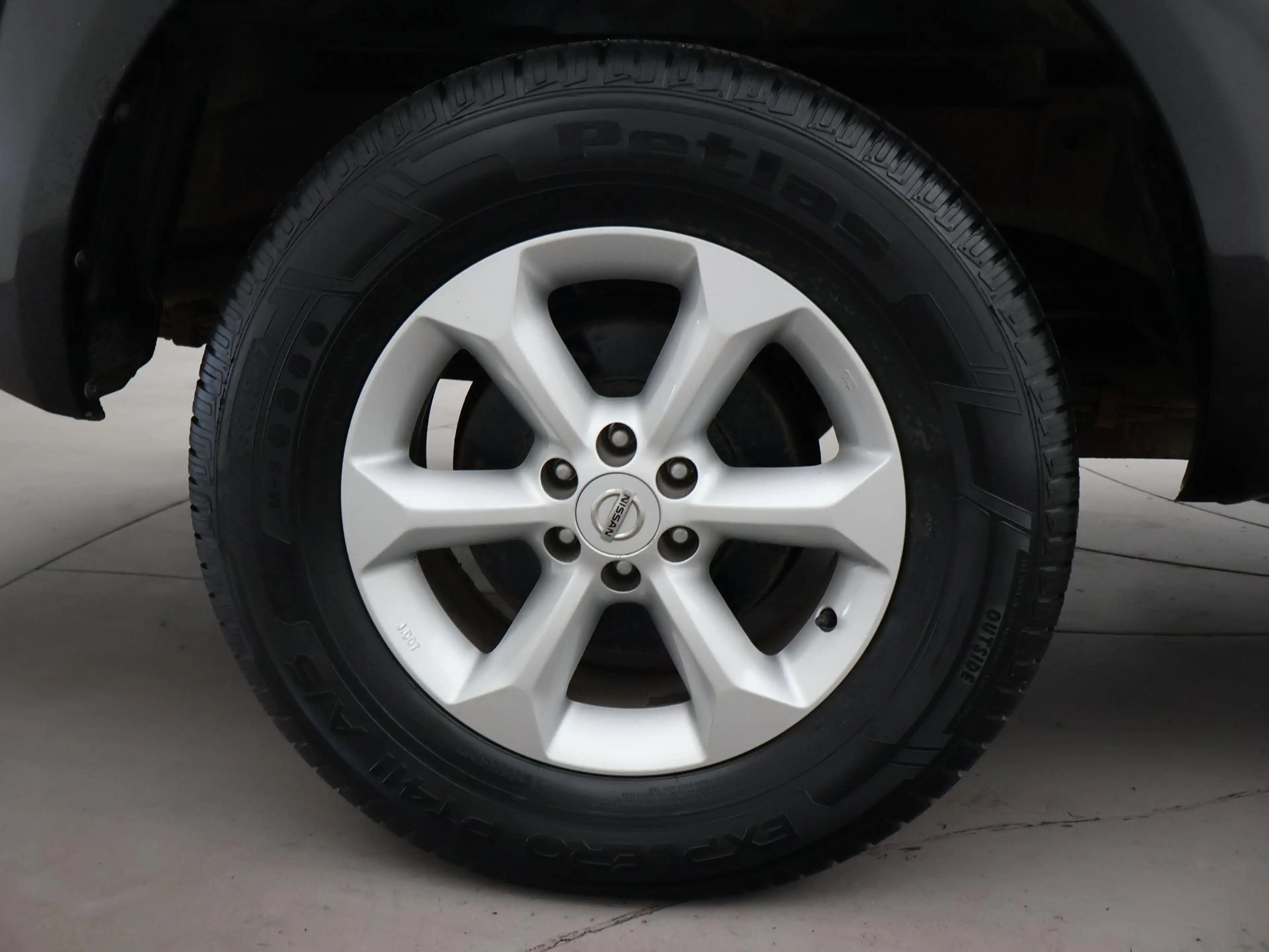 Nissan Navara 2.5 dCi XE 172 PK KING CAB COMFORT + TREKHAAK 3000 — photo 14