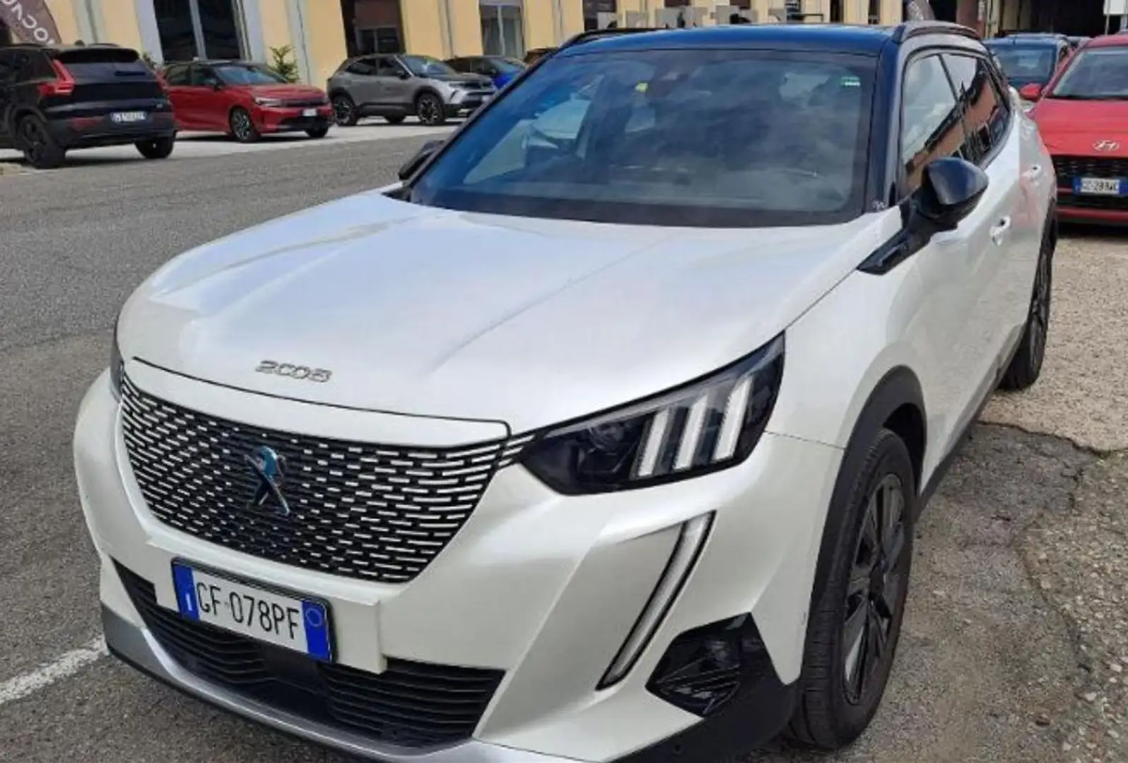 Peugeot 2008 motore elettrico 136 CV GT TETTO APRIBILE Bianco - 1