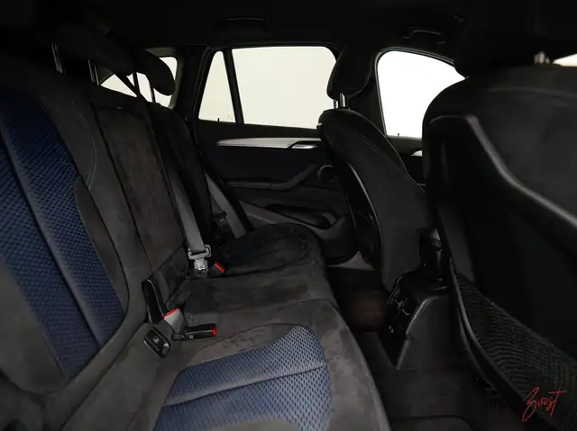 BMW X1 view 8