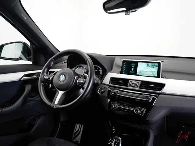 BMW X1 view 9