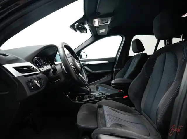 BMW X1 view 7