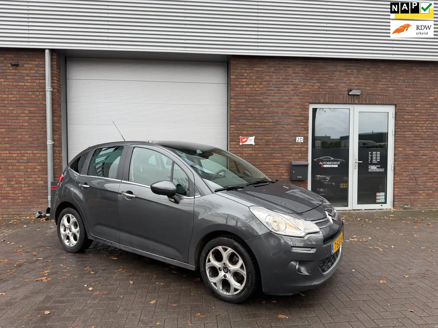 Citroen C3 1.6 VTi Exclusive|AUTOMAAT|PANO|NIEUWE APK Grigio - 1