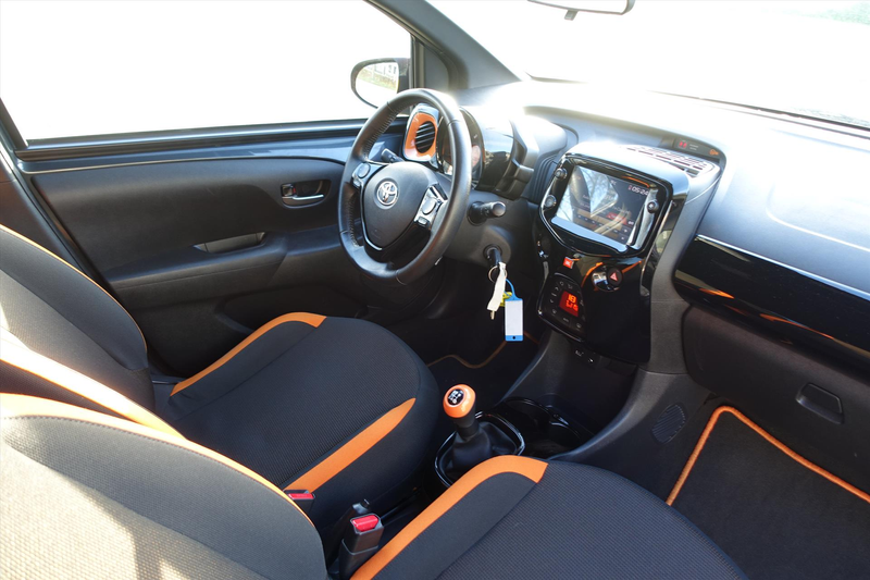 Toyota Aygo 1.0 VVT-i 72pk 5D x-JBL | AUTO AIRCO | CARPLAY | C — photo 11