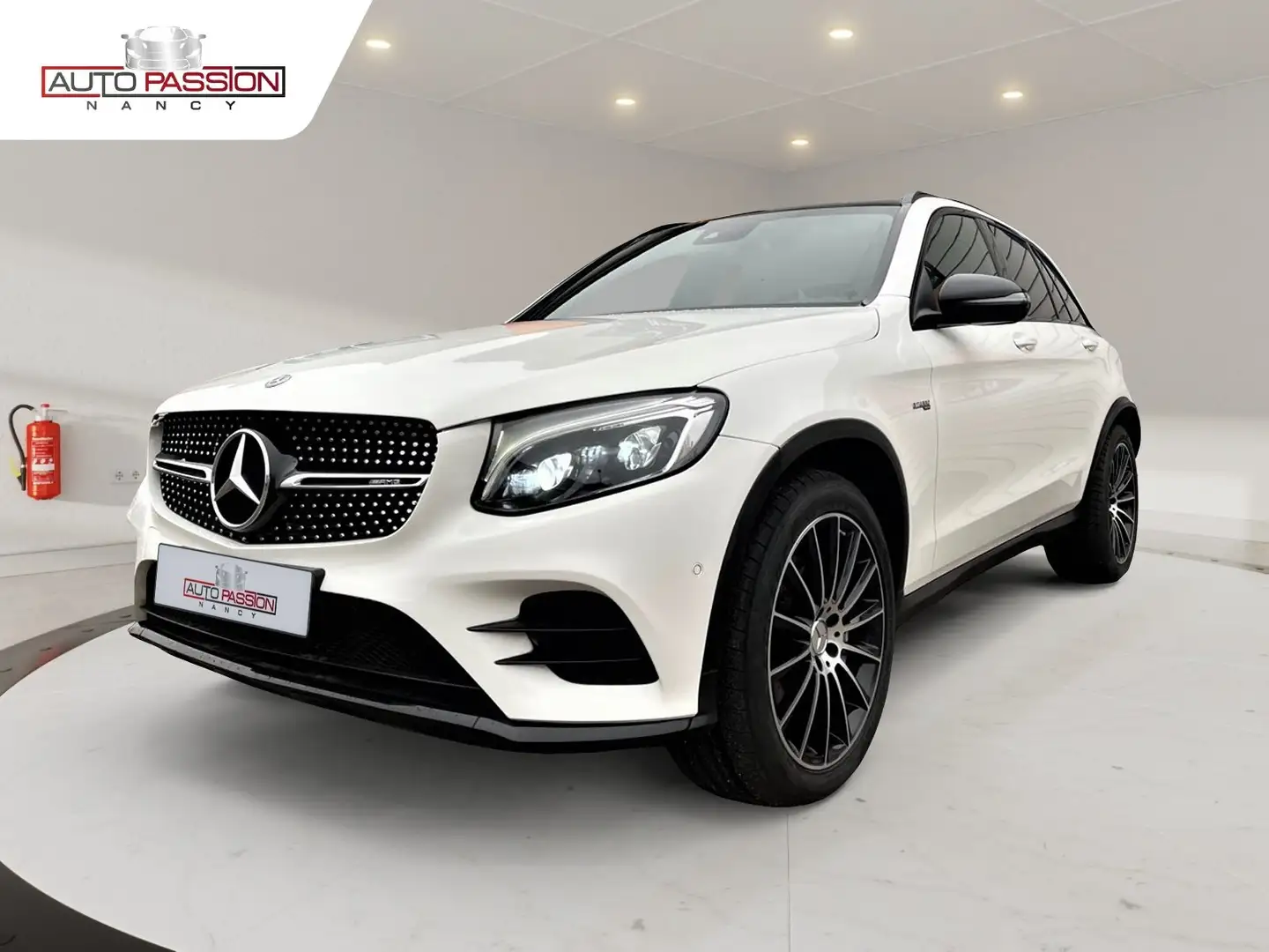 Mercedes-Benz GLC 43 AMG V6 367cv Turbo 4Matic Navi Burmester Attelage Elec Blanc - 1