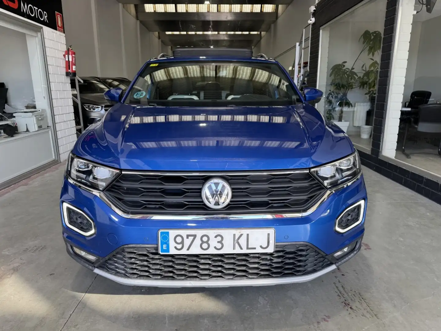 Volkswagen T-Roc 2.0TDI Sport 4Motion DSG7 Azul - 2