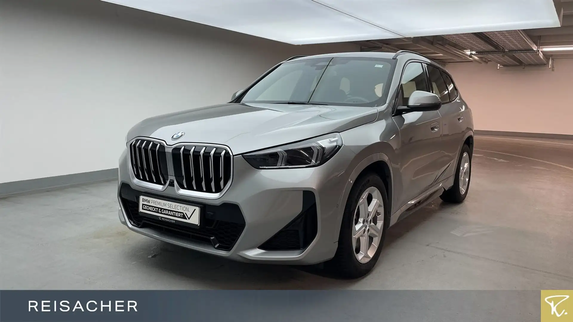 BMW X1 xDrive23d A M-Sport LCProf,ad.LED,ACC,360° Silber - 1