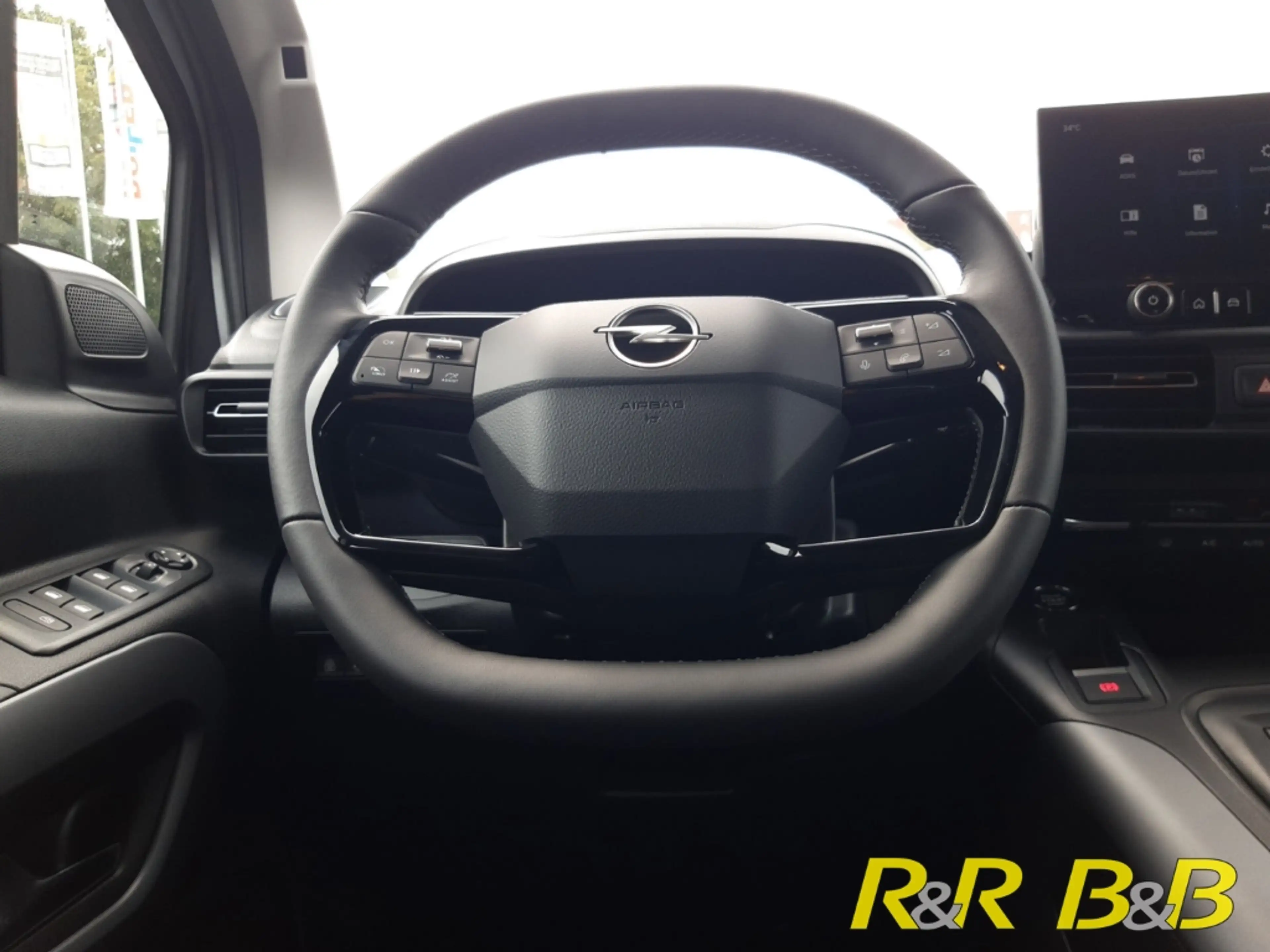 Opel Combo Life E Edition XL N1+LED+ Mehrzonenklima+Musikstreaming — photo 7