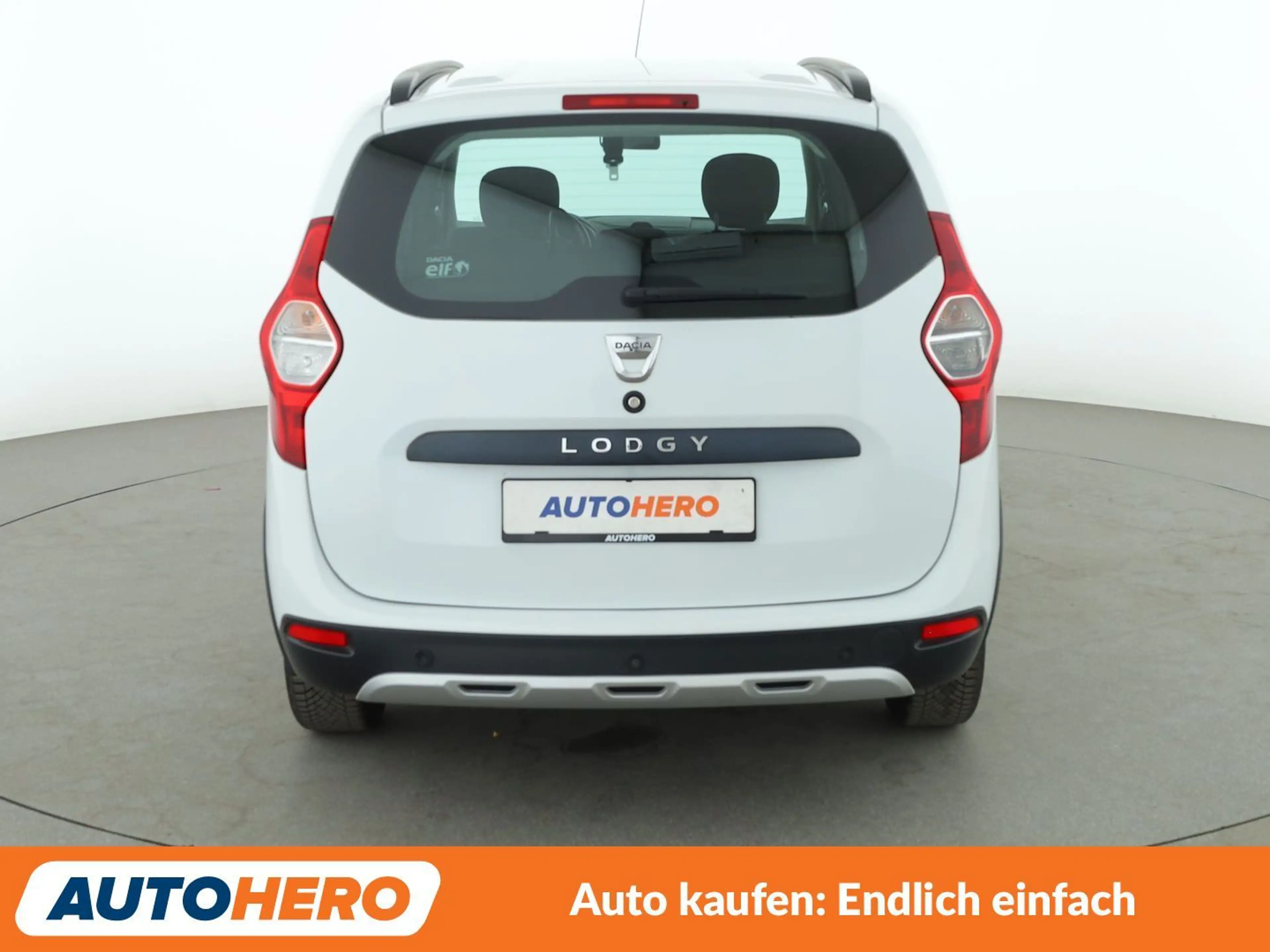 Dacia Lodgy 1.2 TCe Stepway *NAVI*TEMPO*PDC*SHZ*ALU*KLIMA* — photo 5
