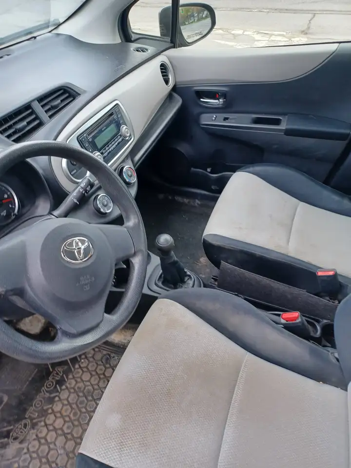 Toyota Yaris снимка Toyota Yaris