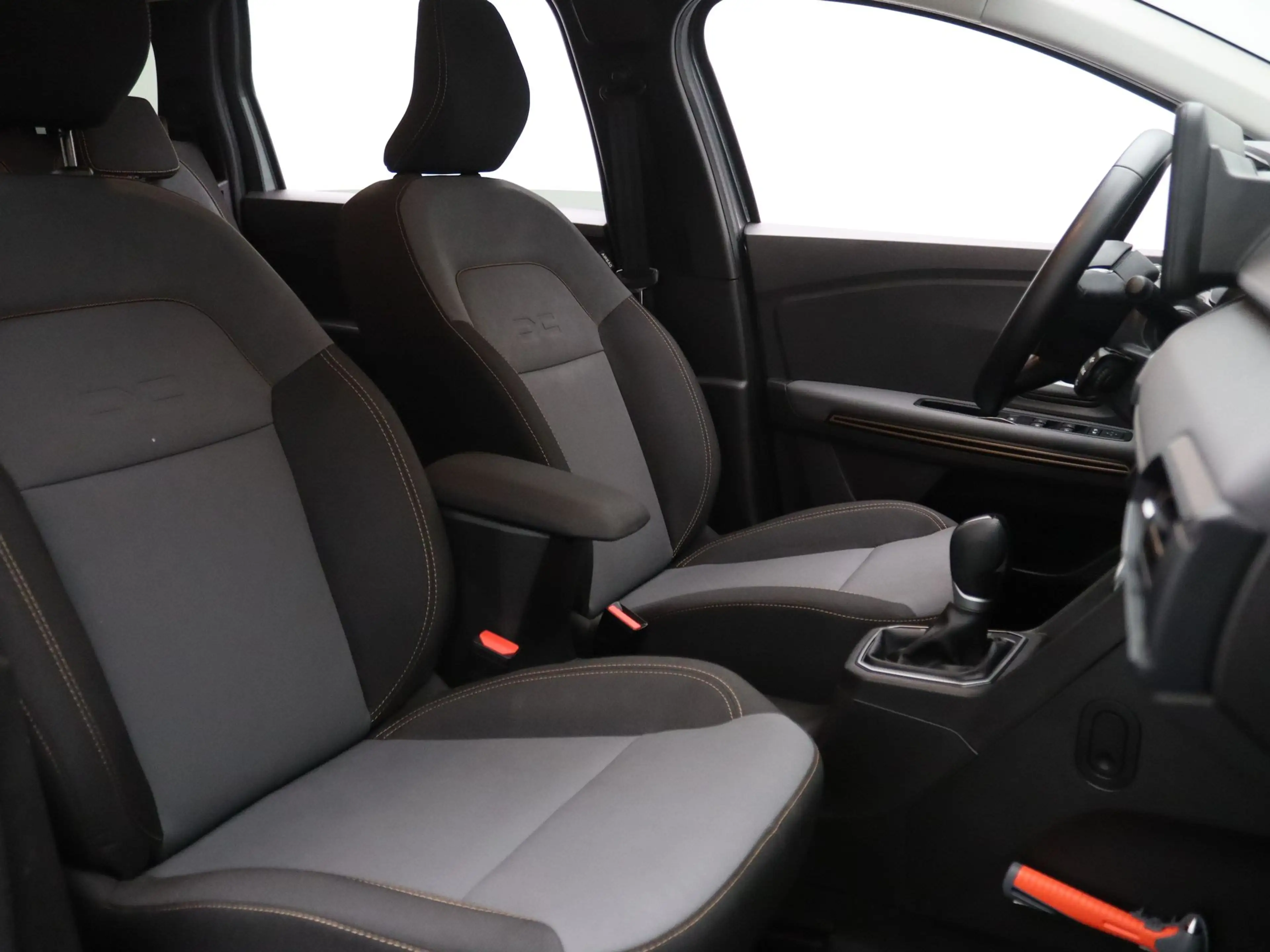Dacia Jogger 140pk Hybrid Extreme 7p. Apple Carplay/Android Aut — photo 31