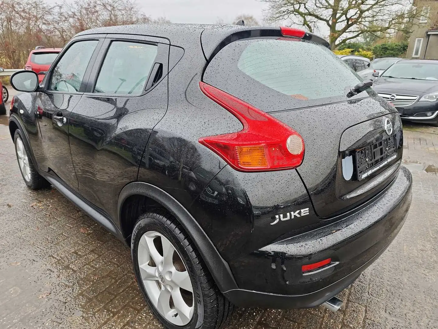 Nissan Juke 1.6 Tekna Schwarz - 2