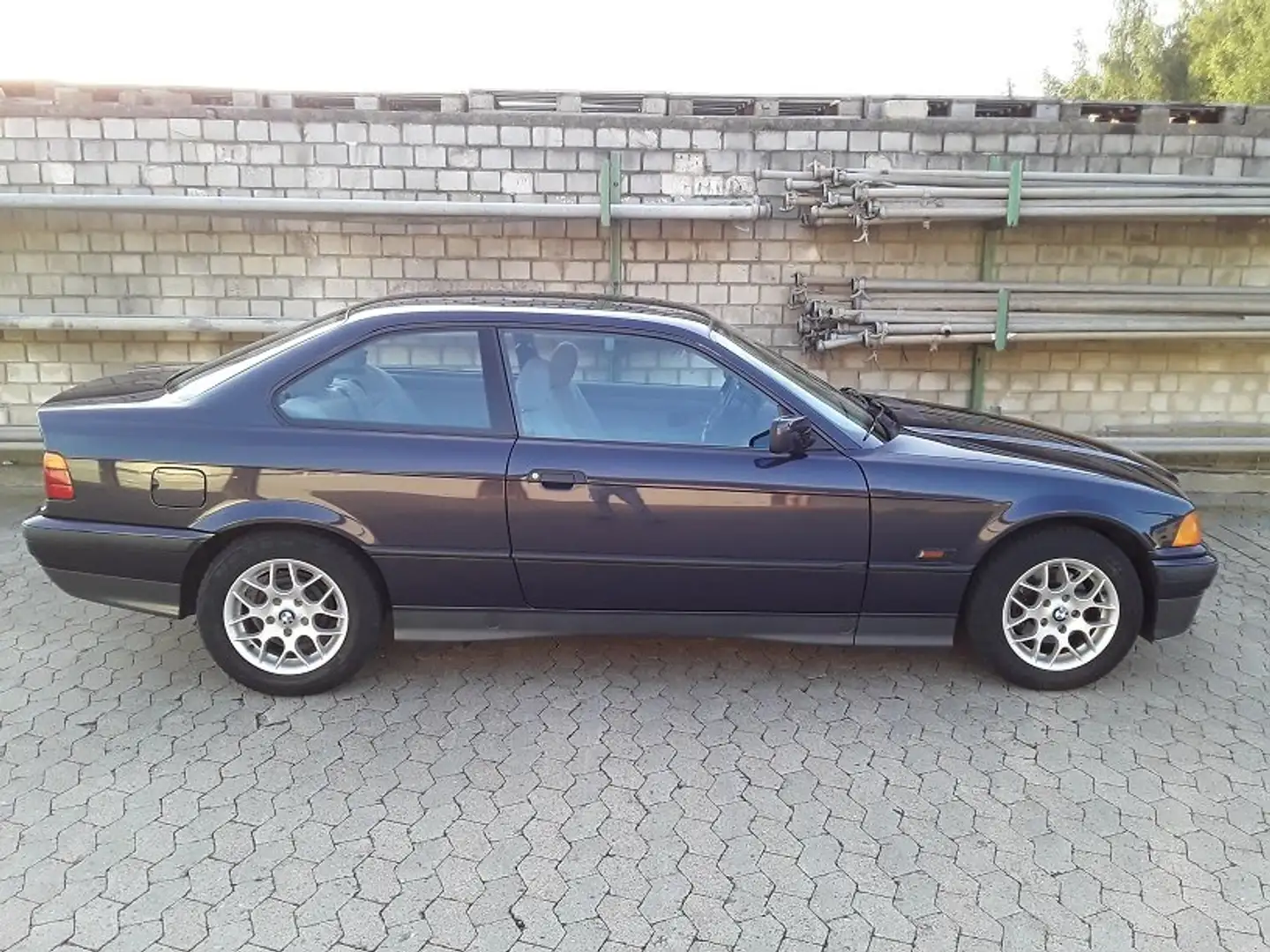 BMW 316 Coupé E36 Klima, Scheckheft, 1.Lack, TRAUM Violett - 1